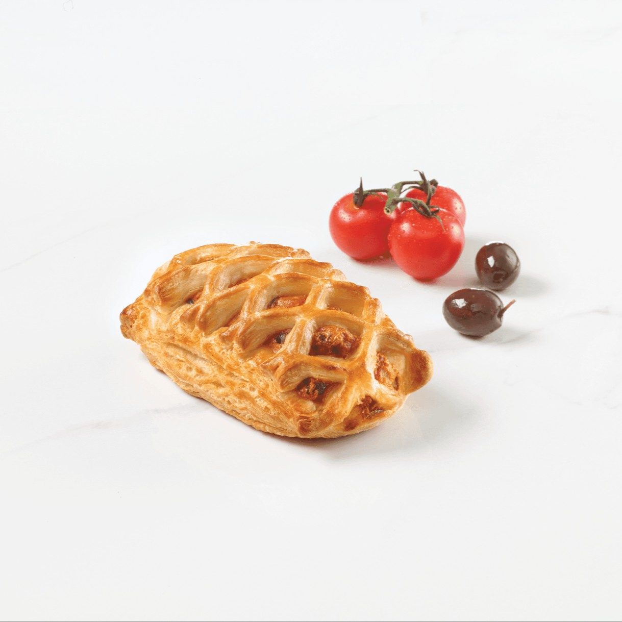 Tomato, Black Olive.